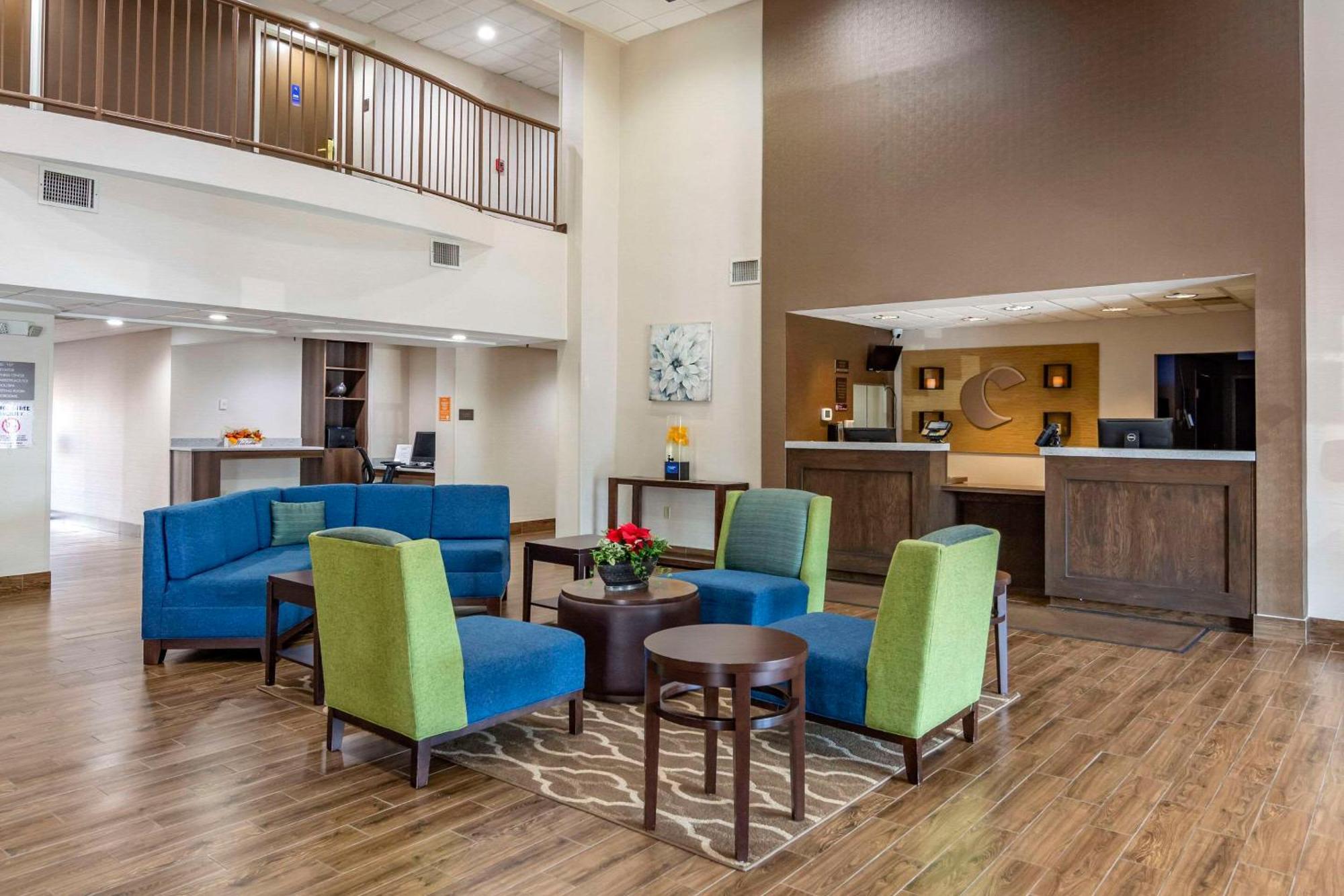 Comfort Suites Southpark Колоніал-Гайтс Екстер'єр фото